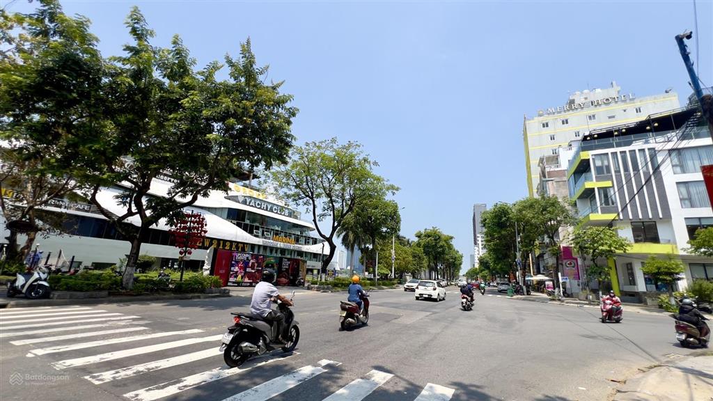 Chuyển nhượng đất vip mặt tiền 15m đường trần hưng đạo gần cầu rồng & cầu tình yêu  xây 20 tầng