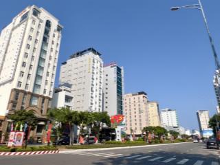 Bán khách sạn 3 sao 13 tầng mặt tiền đường phạm văn đồng cách biển 700m