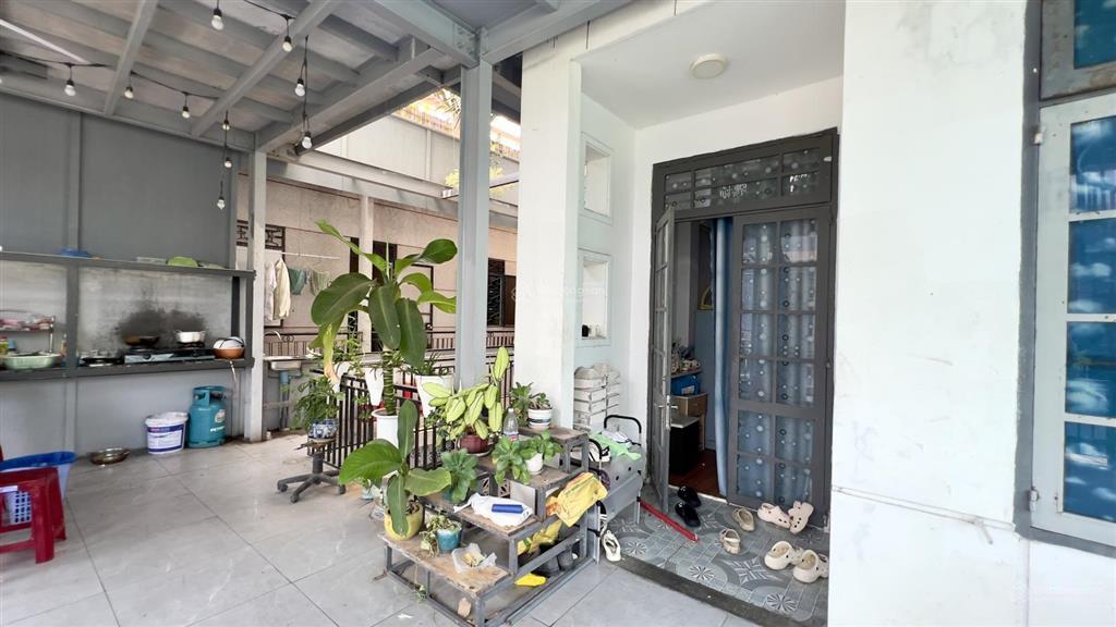 Bán nhà 3 tầng kiệt rộng 3,5m đường lê duẩn. phù hợp kd cafe và homestay. cách đường chính 50m