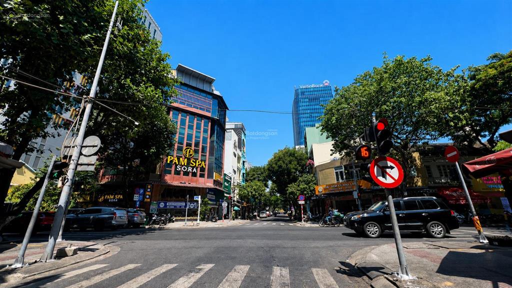 Chuyển nhượng đất vị trí vip mặt tiền đường trần quốc toản. khu phố nhộn nhịp nhất tp đà nẵng