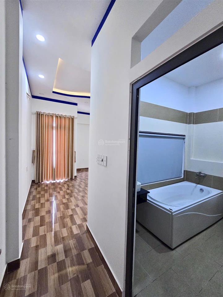 Chủ gởi bán nhà 1t2l đường oto kdc vip cổng sau cty pouchen thuộc p. hoá an. giá chỉ 4,2 tỷ