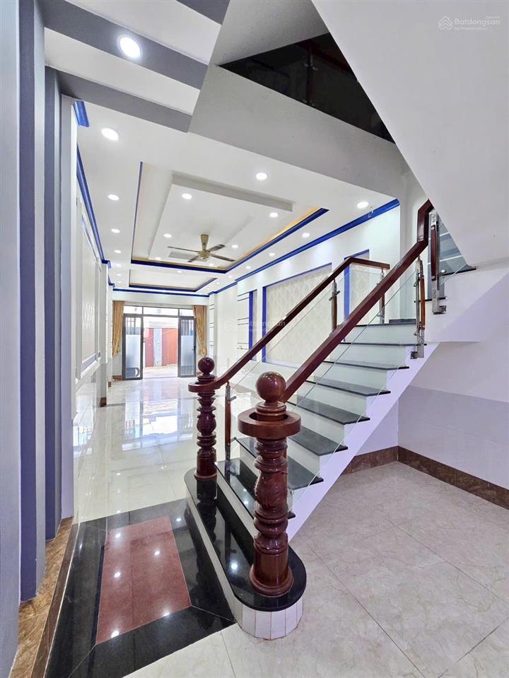 Chủ gởi bán nhà 1t2l đường oto kdc vip cổng sau cty pouchen thuộc p. hoá an. giá chỉ 4,2 tỷ