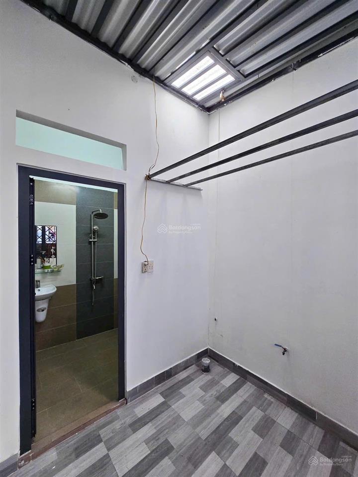 Chủ gởi bán nhà 1t2l đường oto kdc vip cổng sau cty pouchen thuộc p. hoá an. giá chỉ 4,2 tỷ