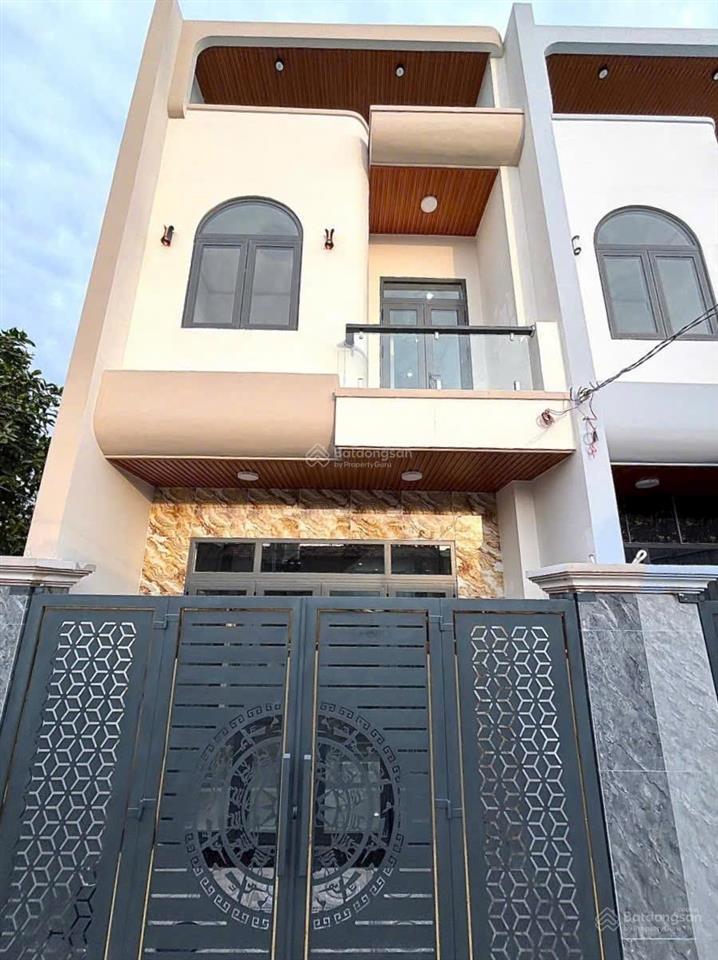 Bán nhà 1t1l (dt 61m2 = 4m x 15m) sổ hoàn công đường oto thuộc p. bửu hoà. giá chỉ 3,65 tỷ