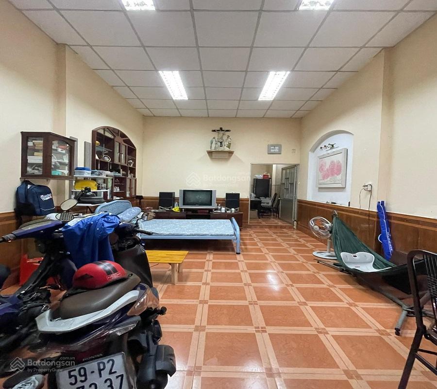 Bán nhà mặt tiền kinh doanh hạ chào 2,7 tỷ, hoàng bật đat, p15, tân bình, 70m2, 2 tầng.