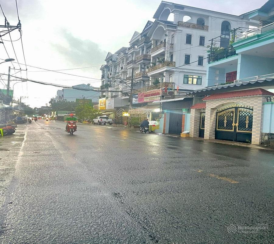 Bán nhà mặt tiền kinh doanh hạ chào 2,7 tỷ, hoàng bật đat, p15, tân bình, 70m2, 2 tầng.