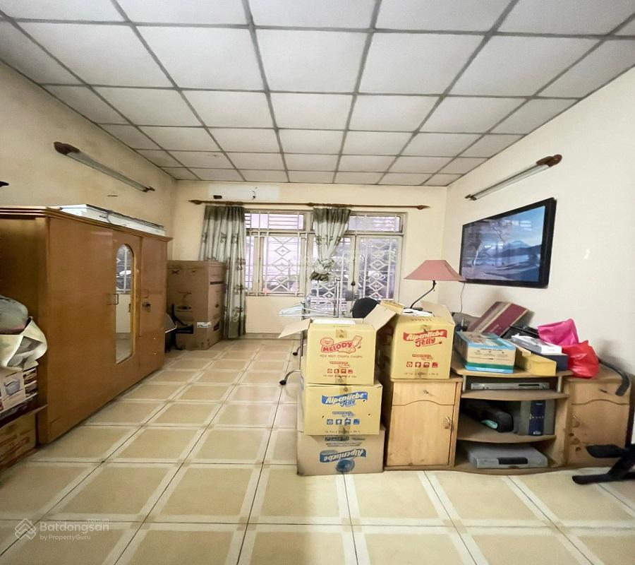 Bán nhà mặt tiền kinh doanh hạ chào 2,7 tỷ, hoàng bật đat, p15, tân bình, 70m2, 2 tầng.
