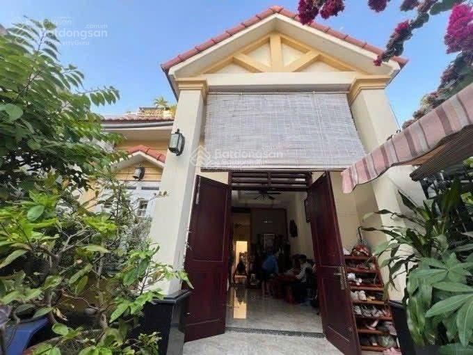 Biệt thự mini  106m2 ngang 6m  2 tầng  hẻm xe hơi  giá chỉ 8.2 tỷ tl  đường làng tăng phú