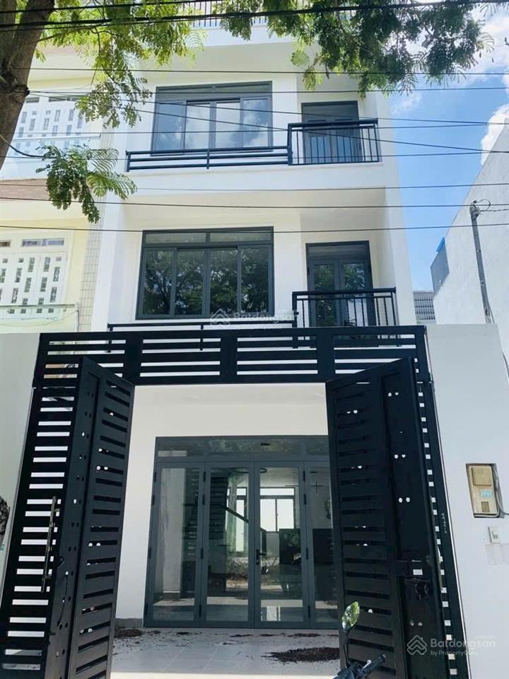 Phạm thế hiển,quận 8, ô tô ngủ nhà ,4 tầng. 5mx20m ,nhỉnh 8,x tỷ