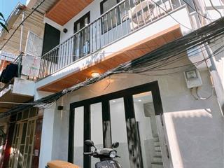 2 tỷ 550  nhà mới ở ngay đường tôn đản  hẻm rộng quận 4  phù hợp gia đình trẻ.