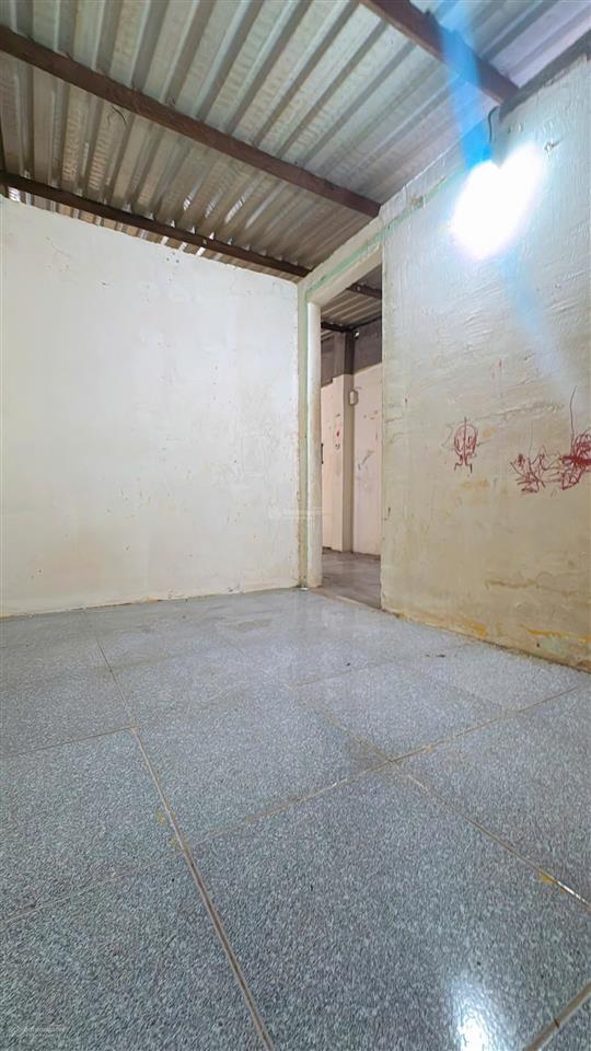 Bán nhà cũ tiện cải tạo hẻm xe hơi đường huỳnh tấn phát quận 7. dt 78m2 giá chỉ 2 tỷ 780