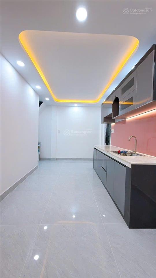 Nhà mới 100% quận 4  kèo thơm hẻm đoàn văn bơ, p. khánh hội tphcm. gía 3 tỷ 650