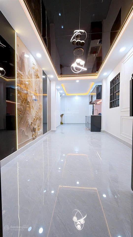 Nhà mới 100% quận 4  kèo thơm hẻm đoàn văn bơ, p. khánh hội tphcm. gía 3 tỷ 650