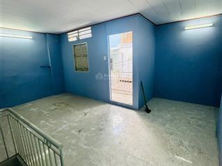 Bán gấp nhà 2 tầng sát mặt tiền đường tôn đản, hẻm rộng rãi, không lo quy hoạch. giá chỉ 2 tỷ 850