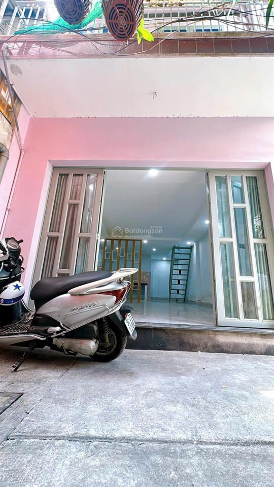 Bán gấp nhà hẻm 3m đường đoàn văn bơ quận 4. diện tích 40m². giá 3 tỷ 6 còn thương lượng