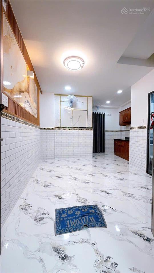 Bán gấp nhà sát đường vĩnh khánh, nhà đẹp dọn vào ở ngay 3 tỷ 150