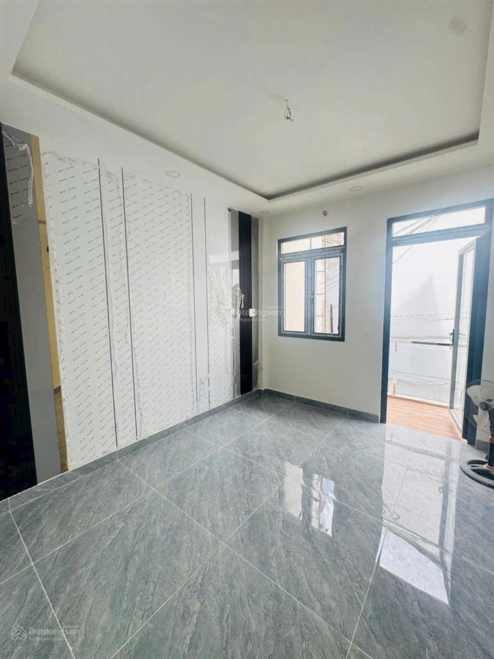 Chính chủ gửi bán gấp nhà đẹp hẻm 118 vĩnh hội, vị trí cực hiếm hẻm 3m, dt 3,4x13m, giá 4,75 tỷ