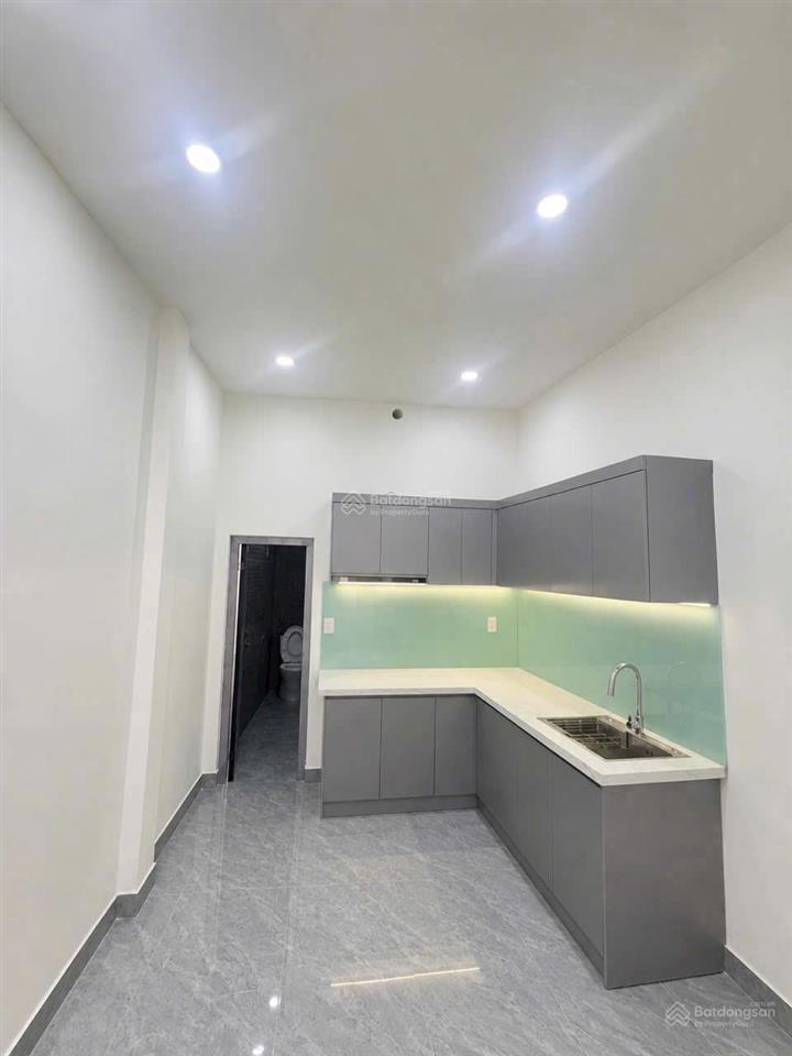 Chính chủ gửi bán gấp nhà đẹp hẻm 118 vĩnh hội, vị trí cực hiếm hẻm 3m, dt 3,4x13m, giá 4,75 tỷ