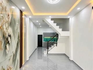 Chính chủ gửi bán gấp nhà đẹp hẻm 118 vĩnh hội, vị trí cực hiếm hẻm 3m, dt 3,4x13m, giá 4,75 tỷ