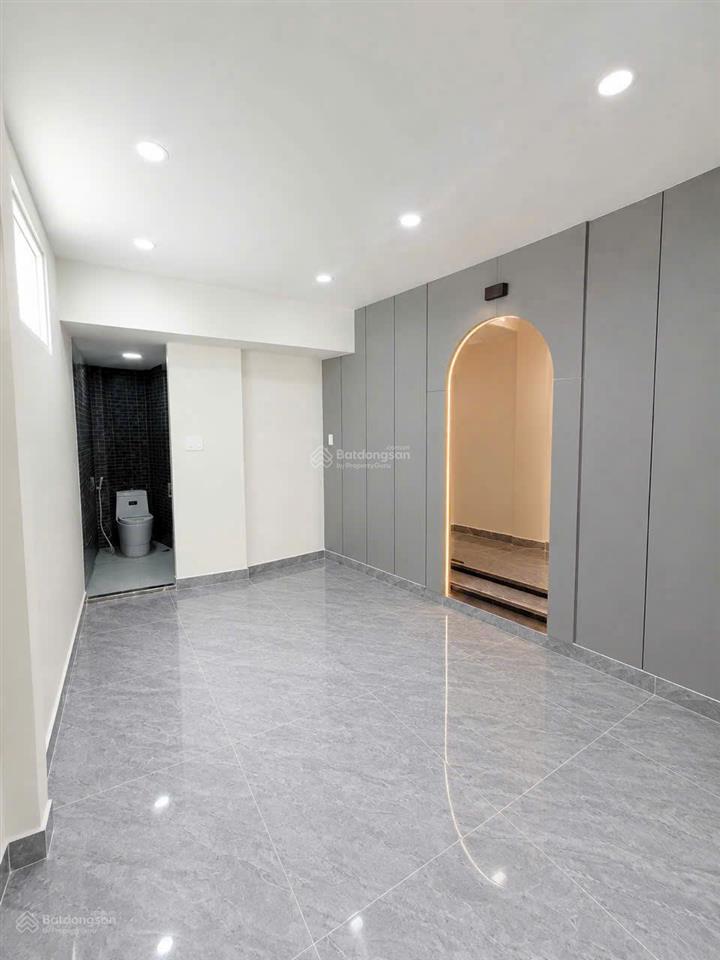 Chính chủ gửi bán gấp nhà đẹp hẻm 118 vĩnh hội, vị trí cực hiếm hẻm 3m, dt 3,4x13m, giá 4,75 tỷ