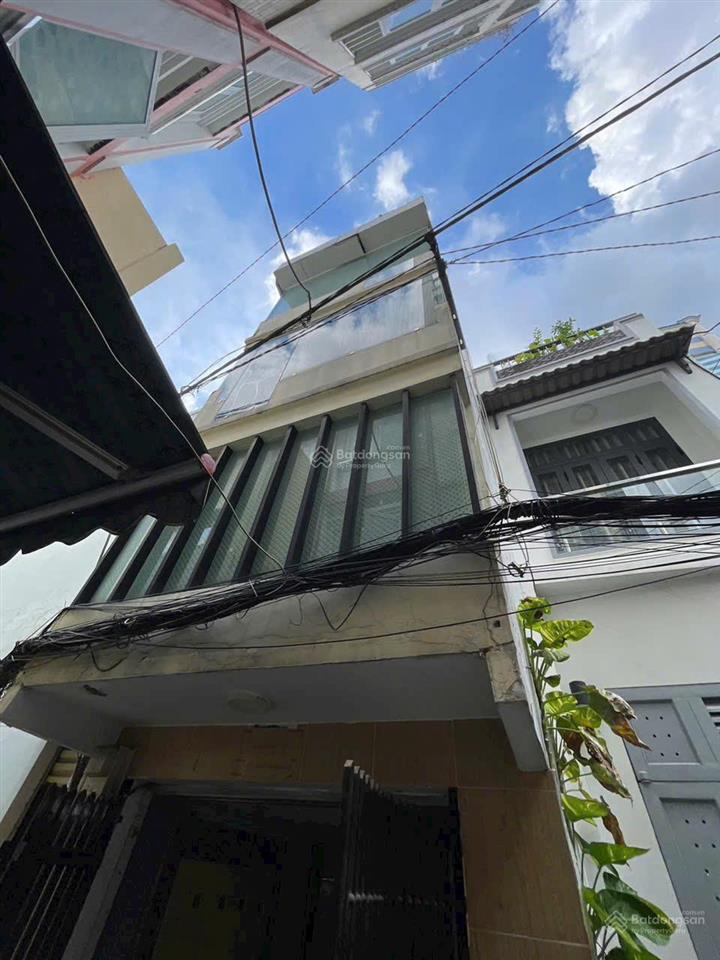 Chính chủ bán nhà 3 lầu, hẻm xe hơi 391 trần hưng đạo, dt 15m², không quy hoạch, giá 2 tỷ 950