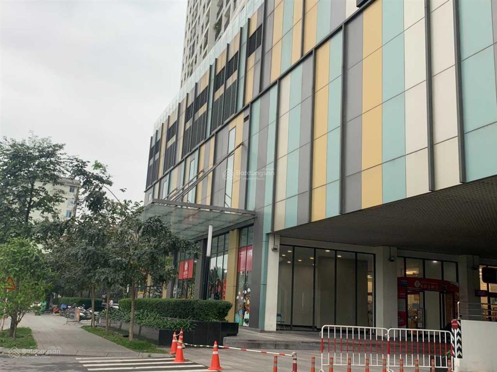 Cần chuyển nhượng sàn thương mại tầng 1 tòa nhà kosmo tây hồ