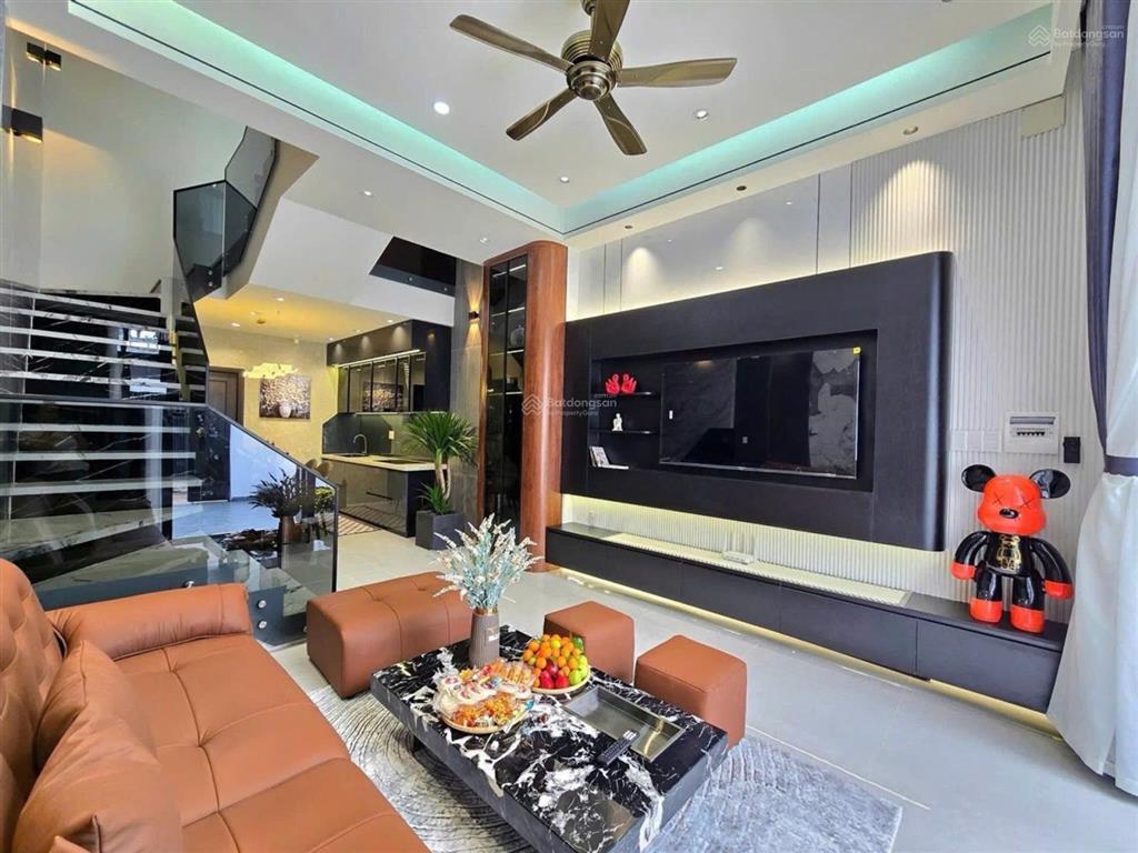 Bán nhà 3 tầng mới 100% kiệt 192/63/8 tô hiệu, ô tô ngủ trong nhà