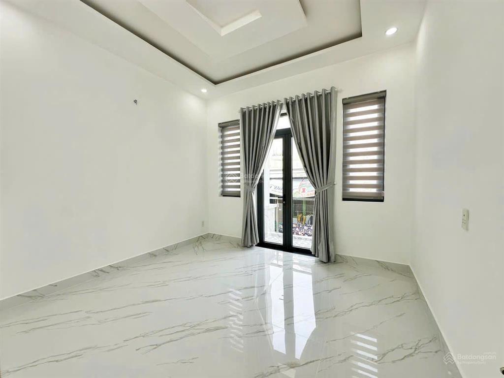 Nhà đẹp, hẻm 8m  khu vip trung lang  4 tầng, 5x16  cam kết chuẩn 100%