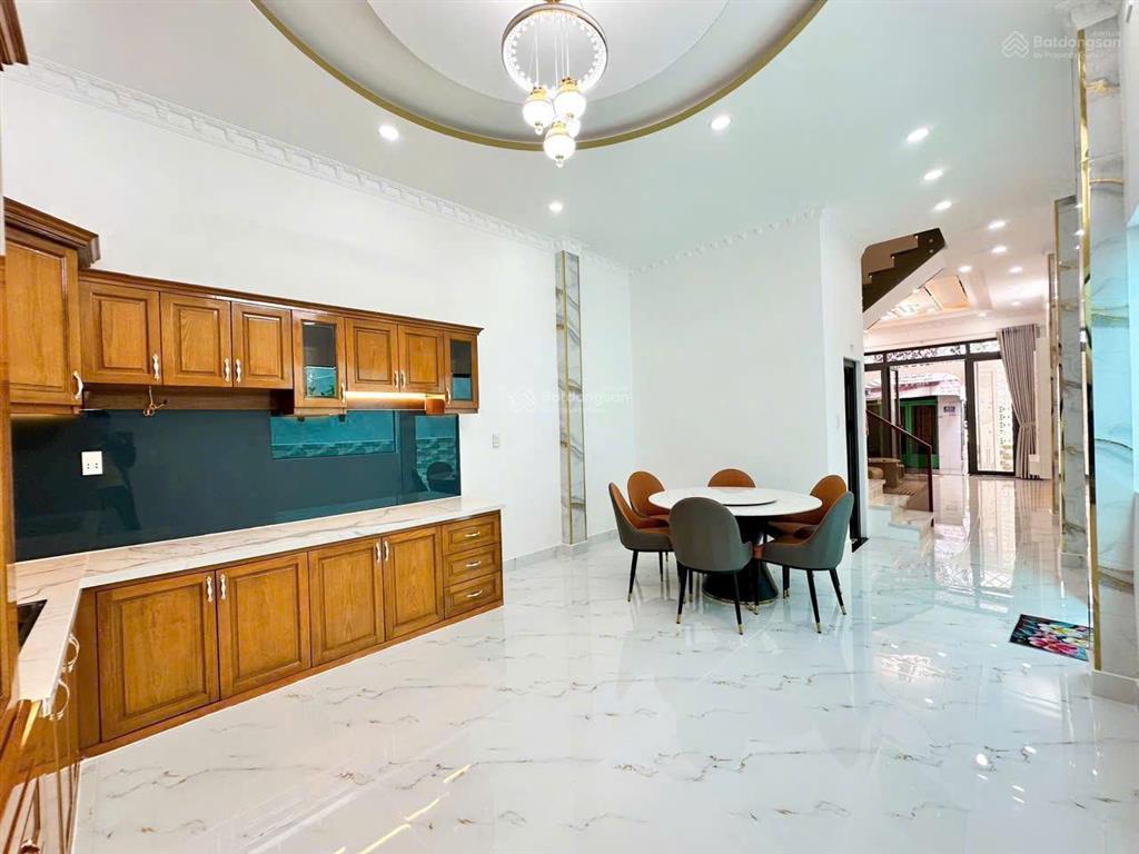 Nhà đẹp, hẻm 8m  khu vip trung lang  4 tầng, 5x16  cam kết chuẩn 100%