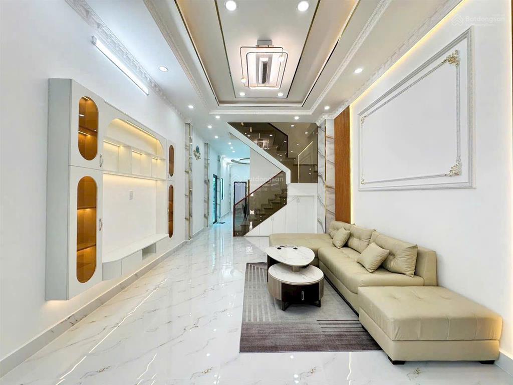Nhà đẹp, hẻm 8m  khu vip trung lang  4 tầng, 5x16  cam kết chuẩn 100%