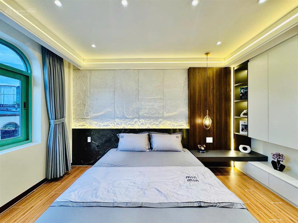 Nhà đẹp, hẻm 8m  khu vip bảy hiền  5 tầng, 5x18  cam kết chuẩn 100%
