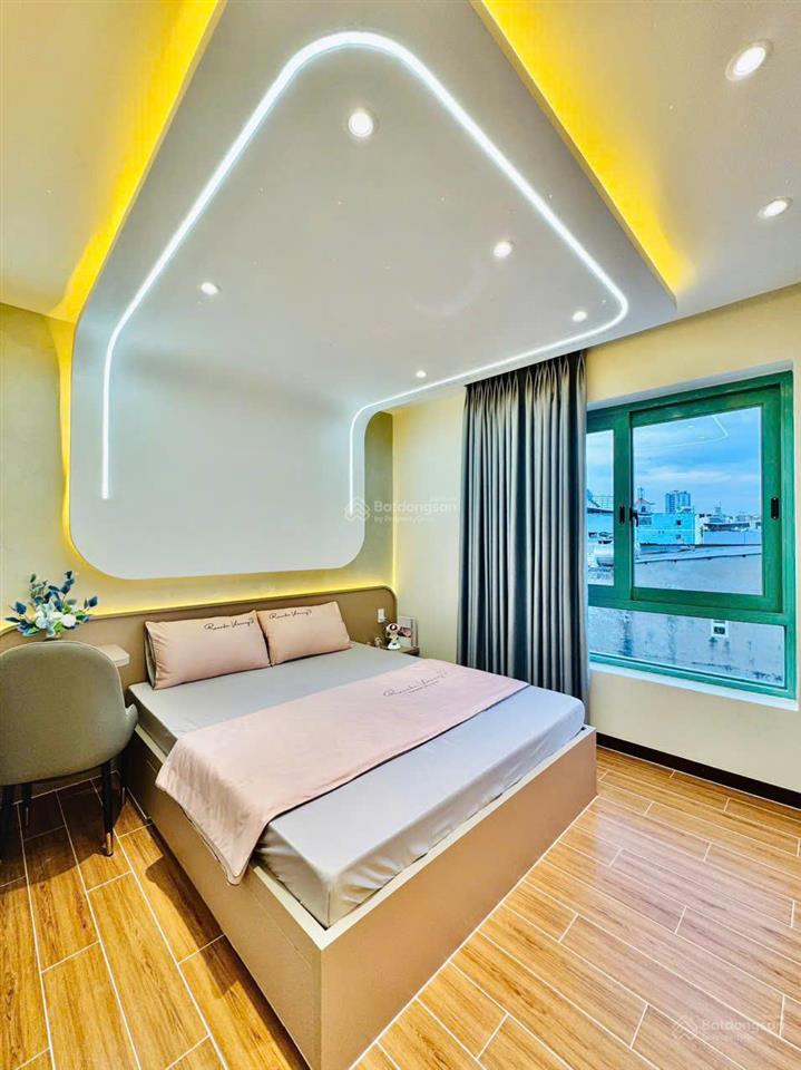 Nhà đẹp, hẻm 8m  khu vip bảy hiền  5 tầng, 5x18  cam kết chuẩn 100%