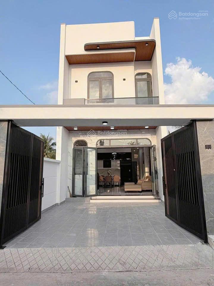 Kèo thơm xuất hiện, nhà 2 lầu sổ riêng thổ cư 100%. 1 sẹc cuối đường huỳnh văn nghệ nối dài