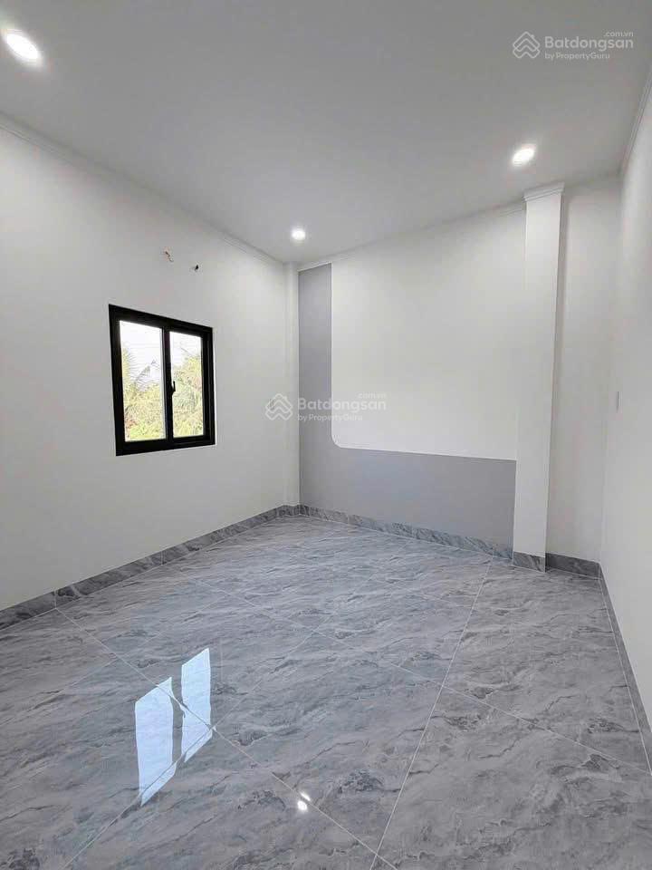 Kèo thơm xuất hiện, nhà 2 lầu sổ riêng thổ cư 100%. 1 sẹc cuối đường huỳnh văn nghệ nối dài