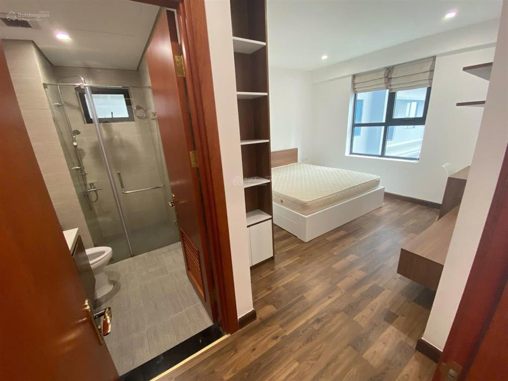 Gia đình cần chuyển nhượng căn 2pn 74m2 dự án goldmark city