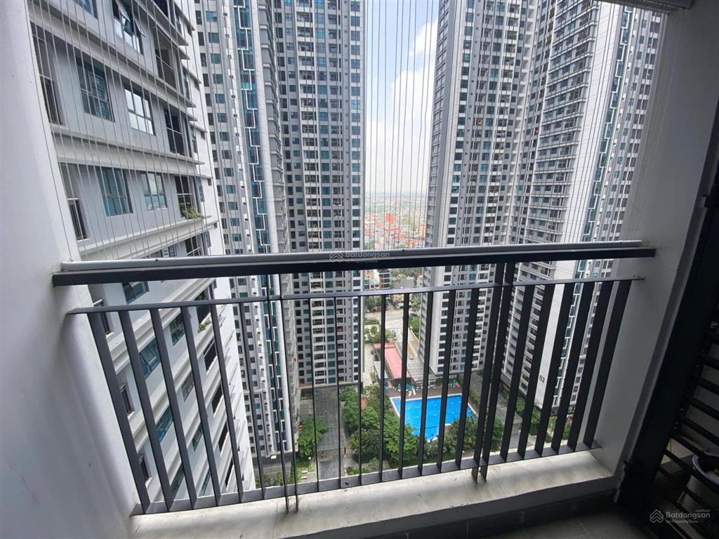 Gia đình cần chuyển nhượng căn 2pn 74m2 dự án goldmark city