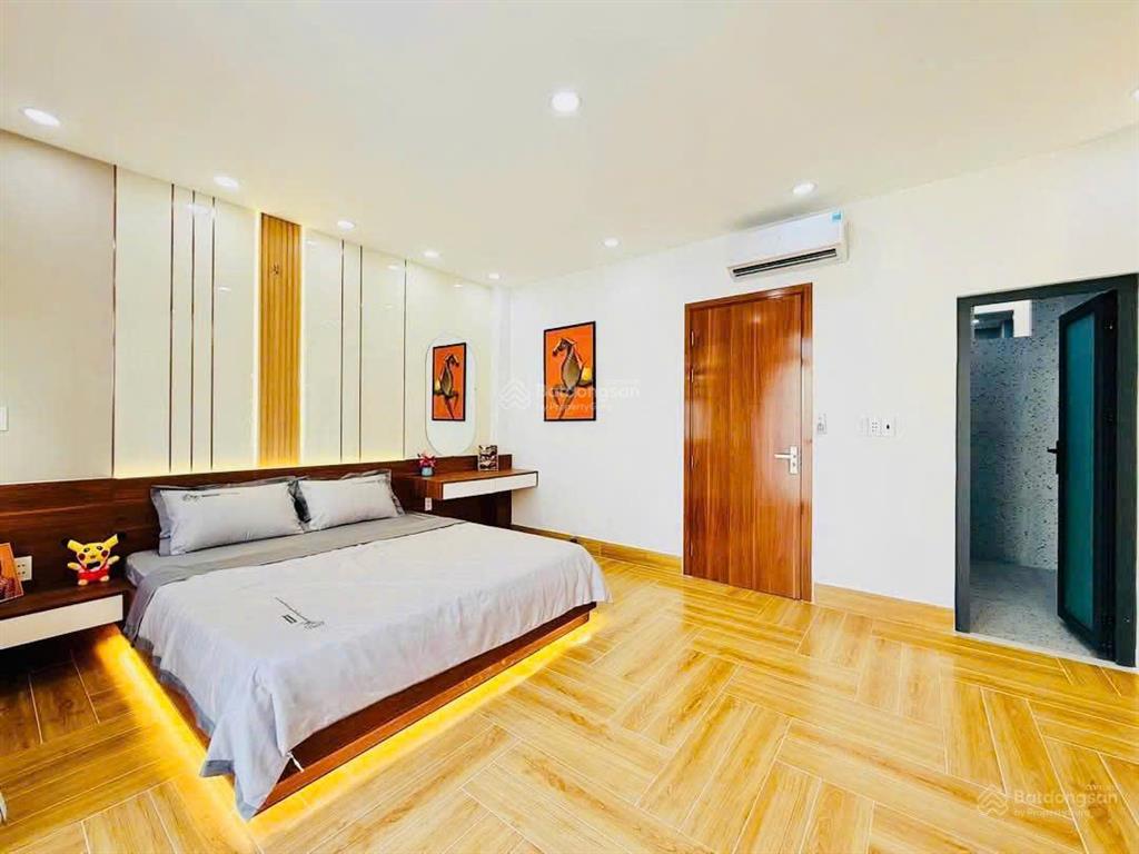 Bán nhà hẻm xe hơi 146 rộng 8m đường võ thị sáu phường võ thị sáu quận 3, dt 5x13m, giá 17 tỷ