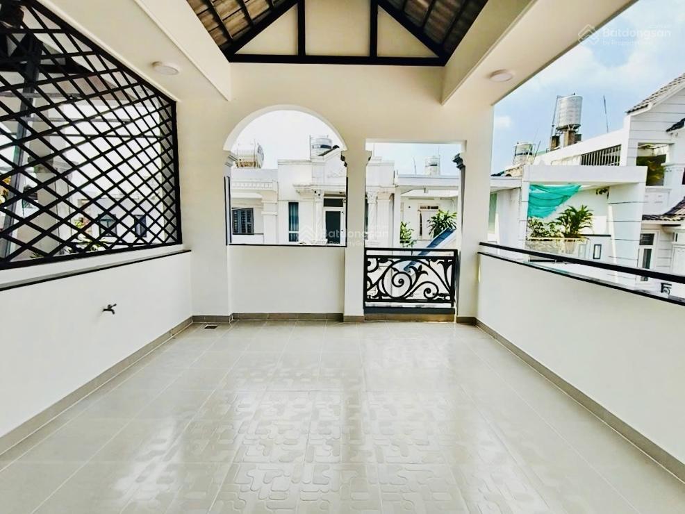 Chủ đi định cư giảm 700tr! bán nhà hẻm 6m quang trung, p8, 5 tầng, 68m2(4.5mx15m), nhỉnh 7 tỷ