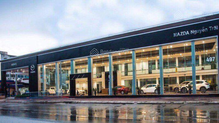 Cho thuê nhà mặt phố nguyễn trãi. dt 300m2. mt 10m