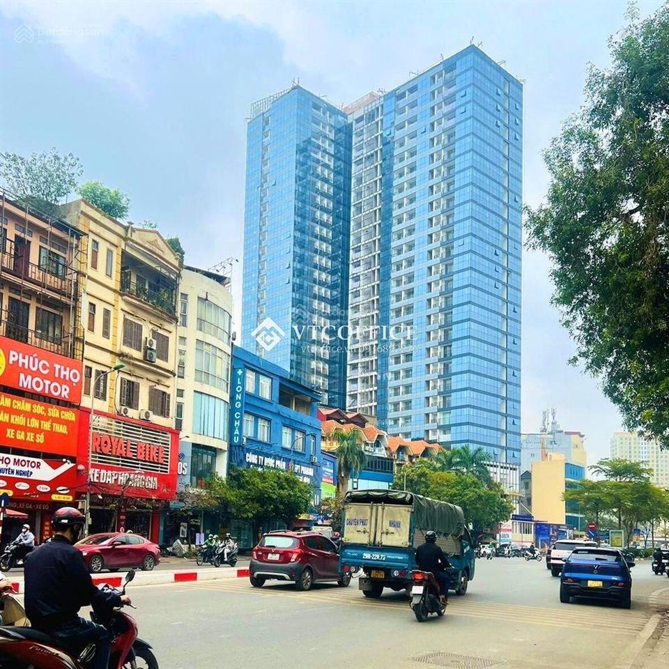 Cho thuê nhà mặt phố liễu giai. dt 300m2 (150m2x2t). mt 10m