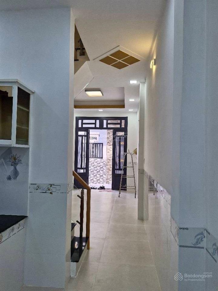 Nhà 3 tầng quận 8 ( 46m2 )  dts  110.7m2 , 4pn , 3wc , nhà mới ở ngay , nhỉnh 4 tỷ