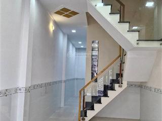 Nhà 3 tầng quận 8 ( 46m2 )  dts  110.7m2 , 4pn , 3wc , nhà mới ở ngay , nhỉnh 4 tỷ