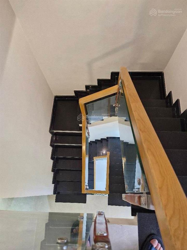 Nhà 3 tầng quận 8 ( 46m2 )  dts  110.7m2 , 4pn , 3wc , nhà mới ở ngay , nhỉnh 4 tỷ