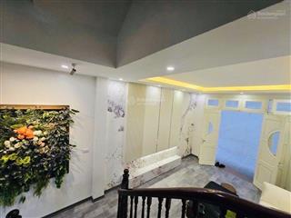 Nhà đẹp xuân thuỷ 6 tầng thang máy diện tích 45m giá chào 12 t