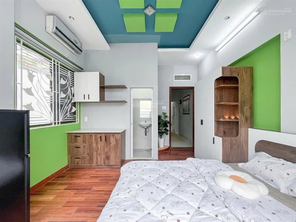 Căn hộ ban công kế đh bách khoa full nội thất lý thường kiệt q10