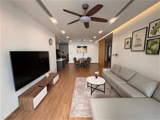 Tôi chính chủ cần bán 4pn dt 135m2, giá 33 tỷ metropolis liễu giai