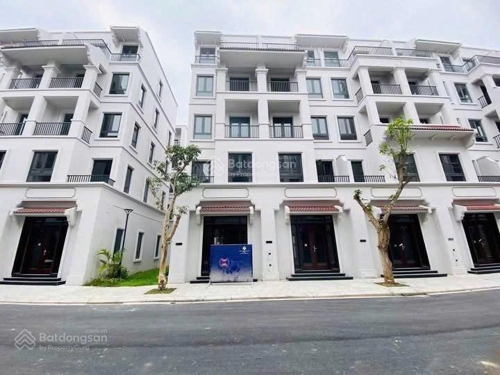 Tôi cần bán gấp liền kề xẻ khe view vườn hoa 69m2 vin cổ loa  gần phố đi bộ  20 tỷ