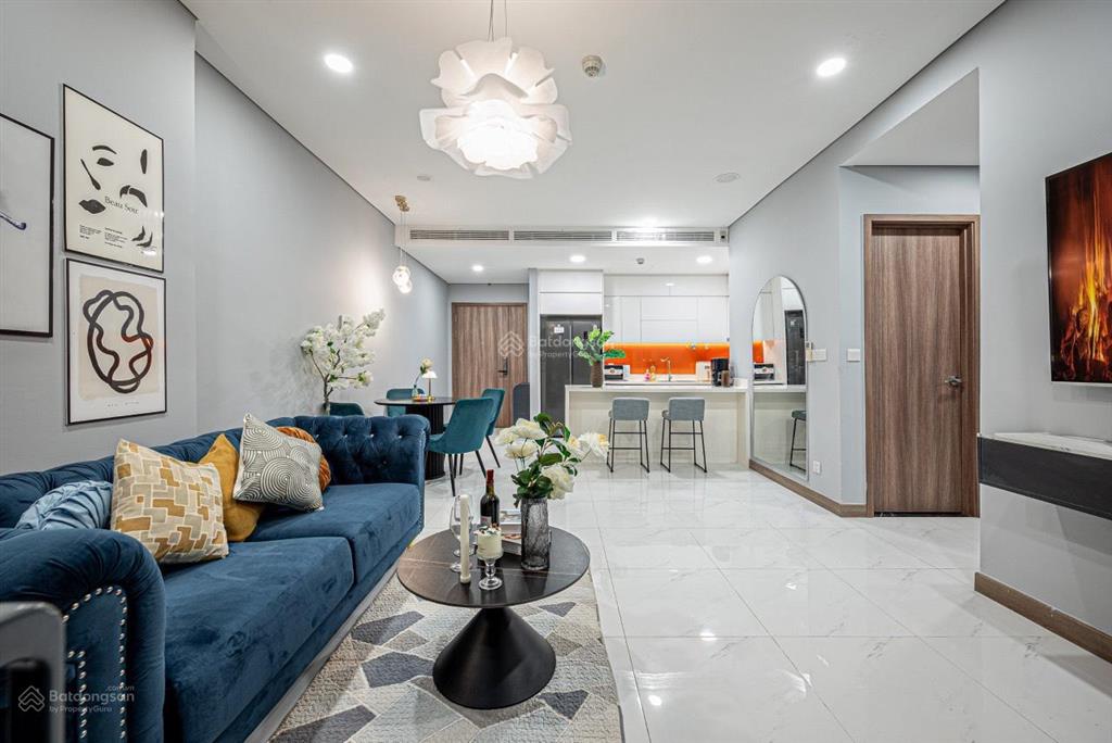 Chính chủ cho thuê gấp chcc the gold view dt 70m2, 2pn, 1wc, giá 14tr/th.  0961 663 *** (thịnh)