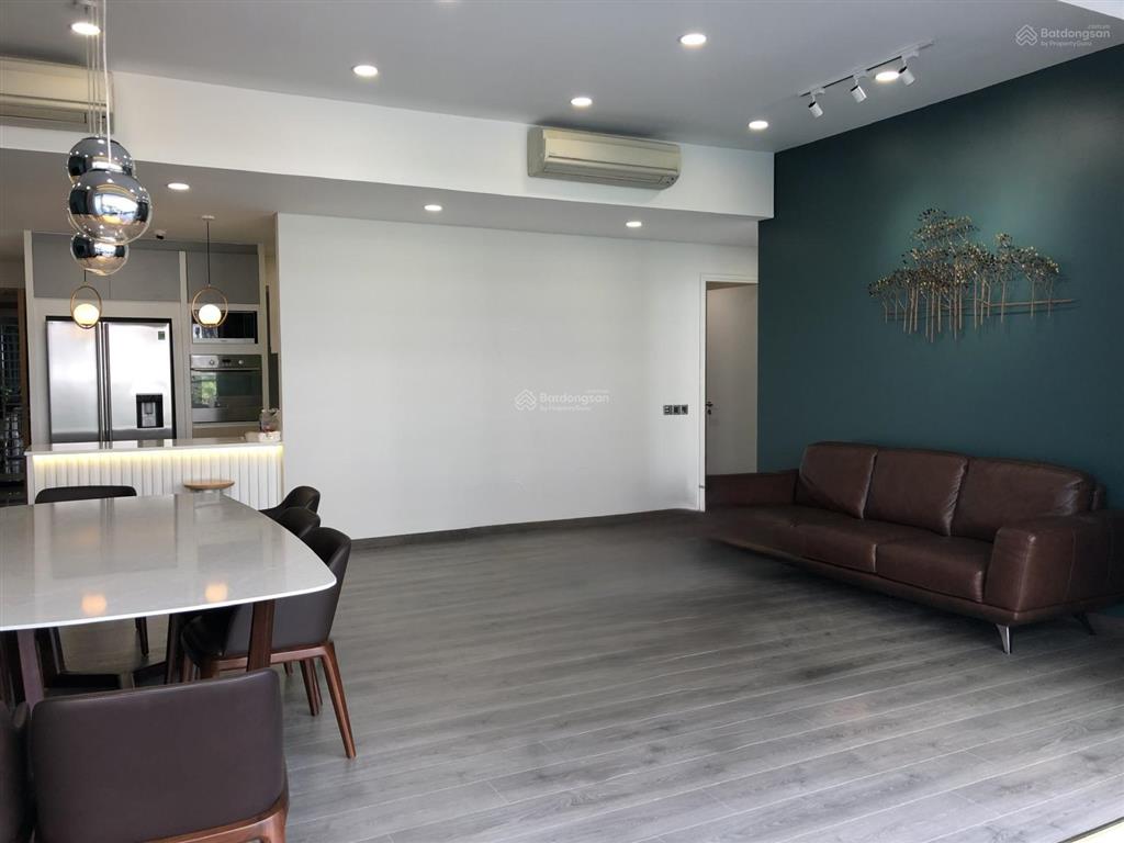 Căn hiếm  the estella  3 phòng ngủ  ban công rộng  view hồ bơi  full nội thất