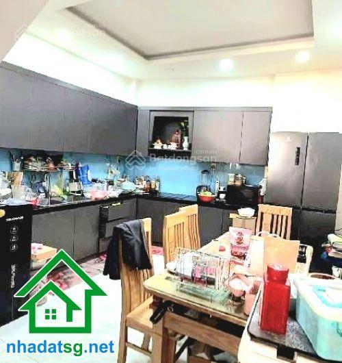 Chỉ 5,9 tỷ hẻm nội bộ vip đường 6m nhà 4 tầng mới đẹp  4pn 5wc  p. thờ